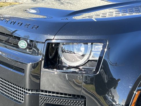 Certified 2025 Land Rover Defender 130 V8 image 13