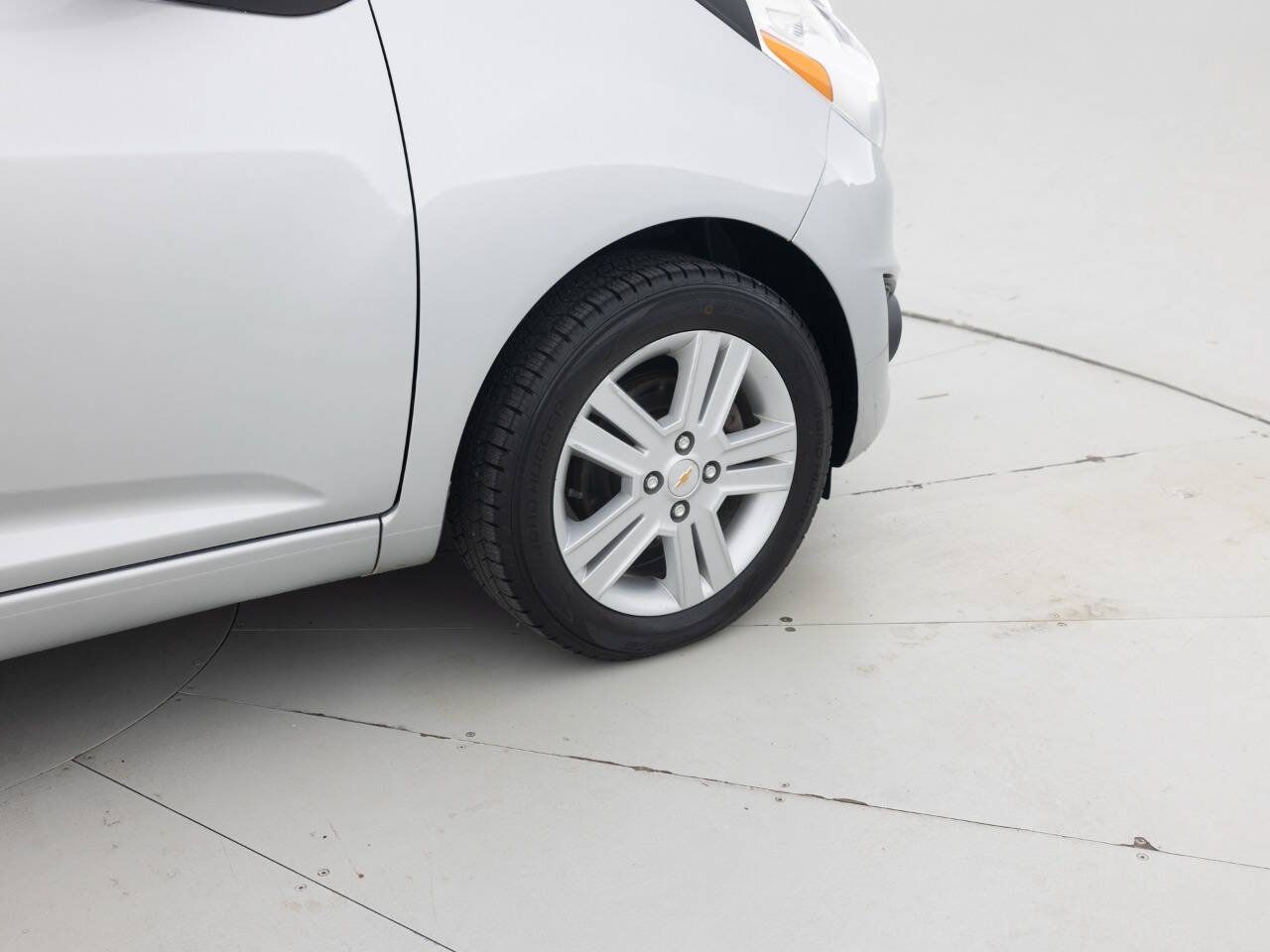Used 2015 Chevrolet Spark LT FWD image 17