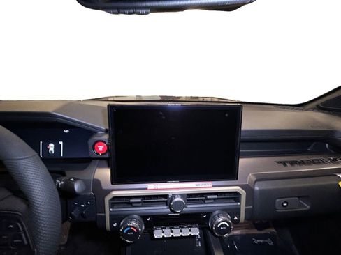 New 2026 Toyota Tacoma TRD Off-Road AWD/4WD image 10