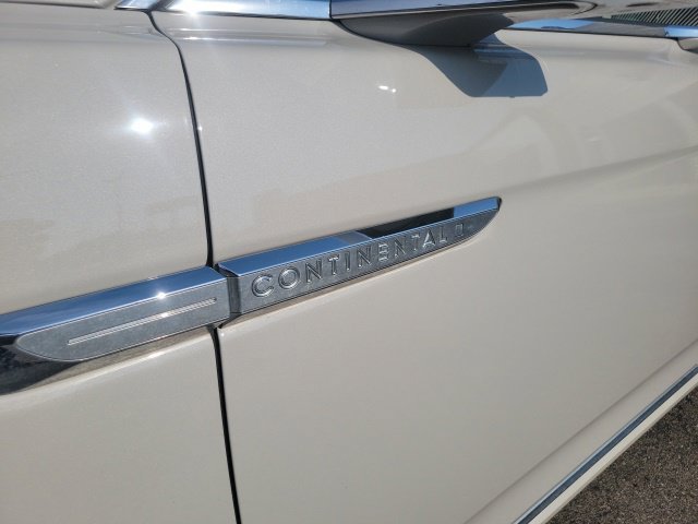 Used 2020 Lincoln Continental Reserve AWD/4WD image 19