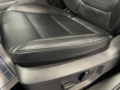 Used 2024 Ford Ranger Lariat w/ Advanced Towing Package image 22