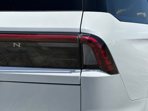 New 2026 Lincoln Navigator Reserve w/ Jet Appearance Package AWD/4WD image 27