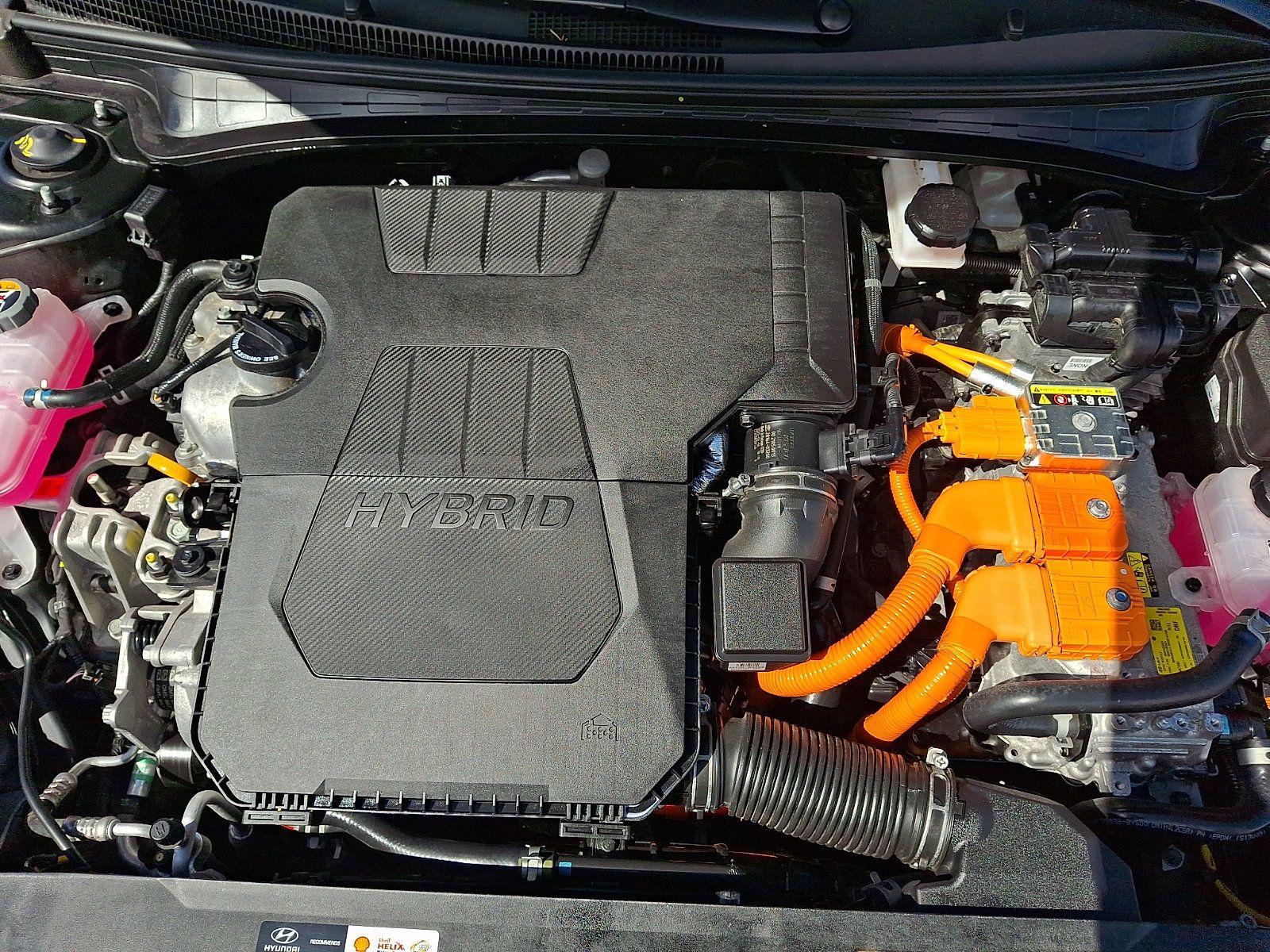 Certified 2025 Hyundai Elantra Limited FWD image 28