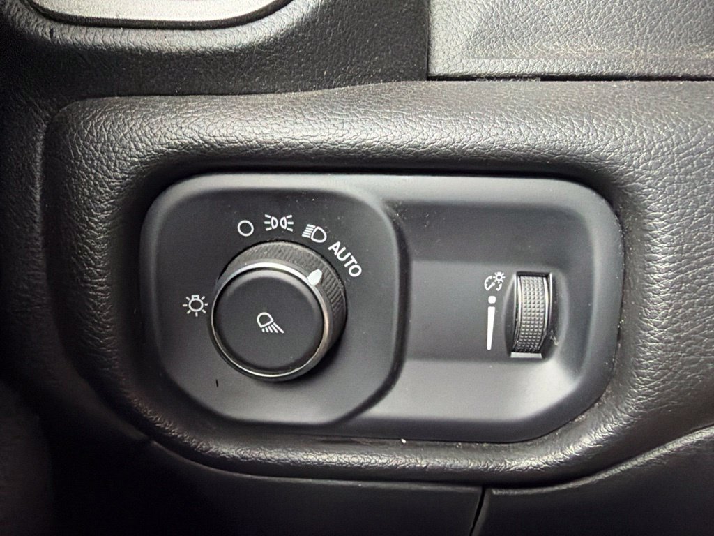 Used 2022 RAM 2500 Tradesman AWD/4WD image 22