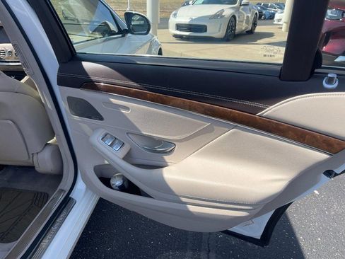 Used 2015 Mercedes-Benz S 550 Sedan image 13