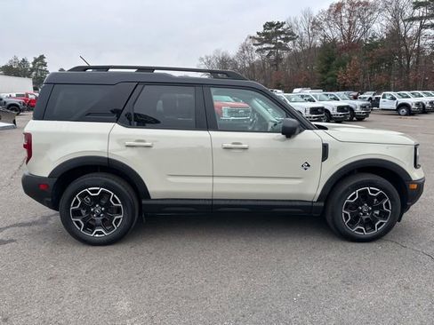 Used 2025 Ford Bronco Sport Outer Banks w/ Outer Banks Tech Package+ image 8