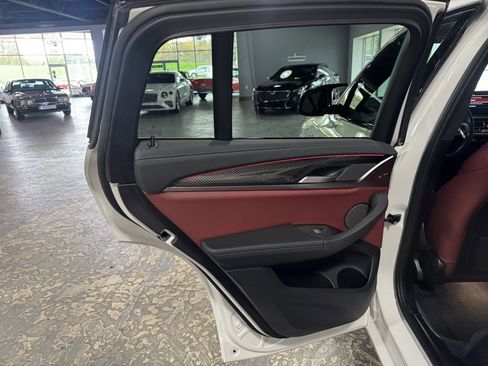 Used 2023 BMW X4 M40i w/ Premium Package image 18