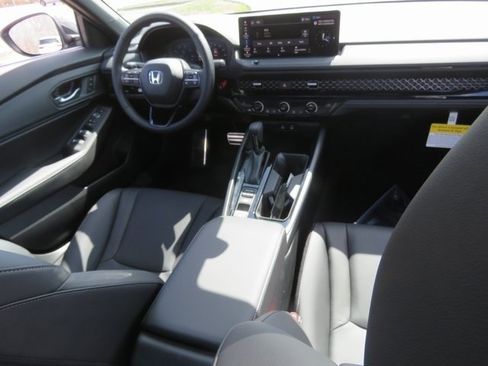 Used 2023 Honda Accord Sport image 20