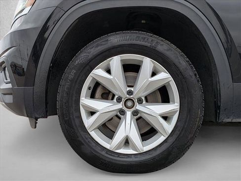 Used 2019 Volkswagen Atlas SE image 24