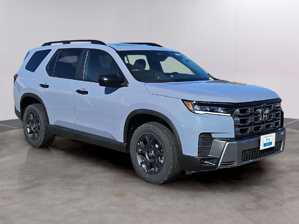 New 2026 Honda Pilot TrailSport image 2