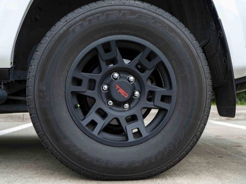 Used 2023 Toyota 4Runner SR5 image 16