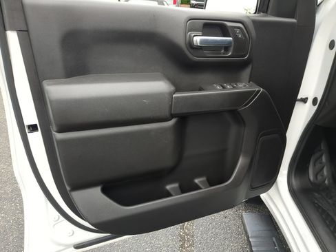 Used 2025 Chevrolet Silverado 1500 W/T w/ WT Value Package AWD/4WD image 14