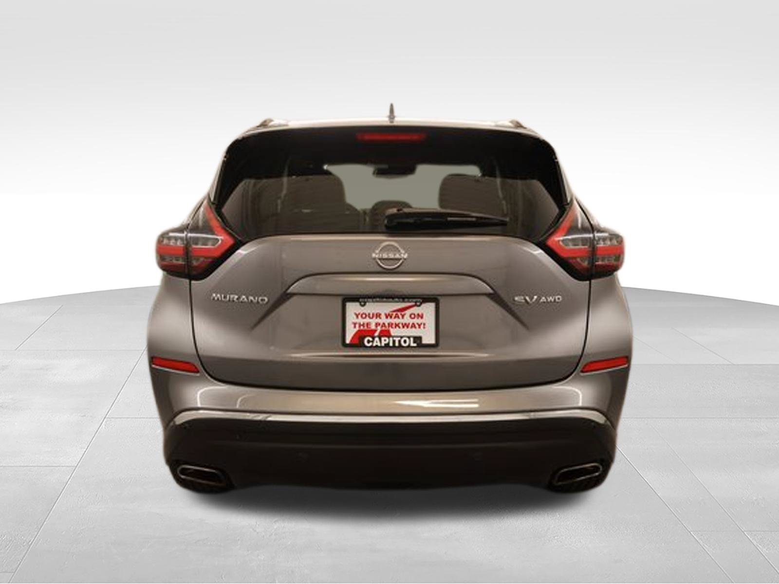 Used 2024 Nissan Murano SV AWD/4WD image 3