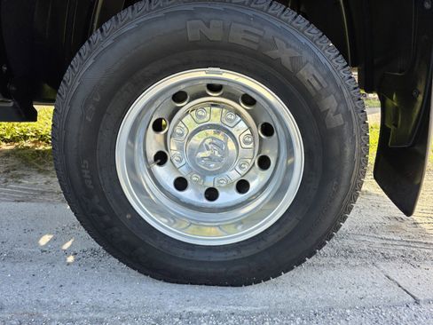 Used 2021 RAM 3500 Laramie AWD/4WD image 9