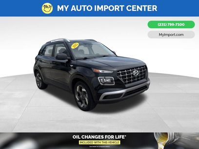 Used 2025 Hyundai Venue SEL