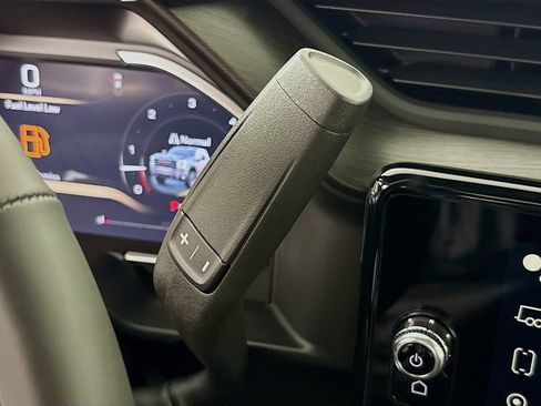 New 2026 GMC Sierra 2500 AT4 AWD/4WD image 17