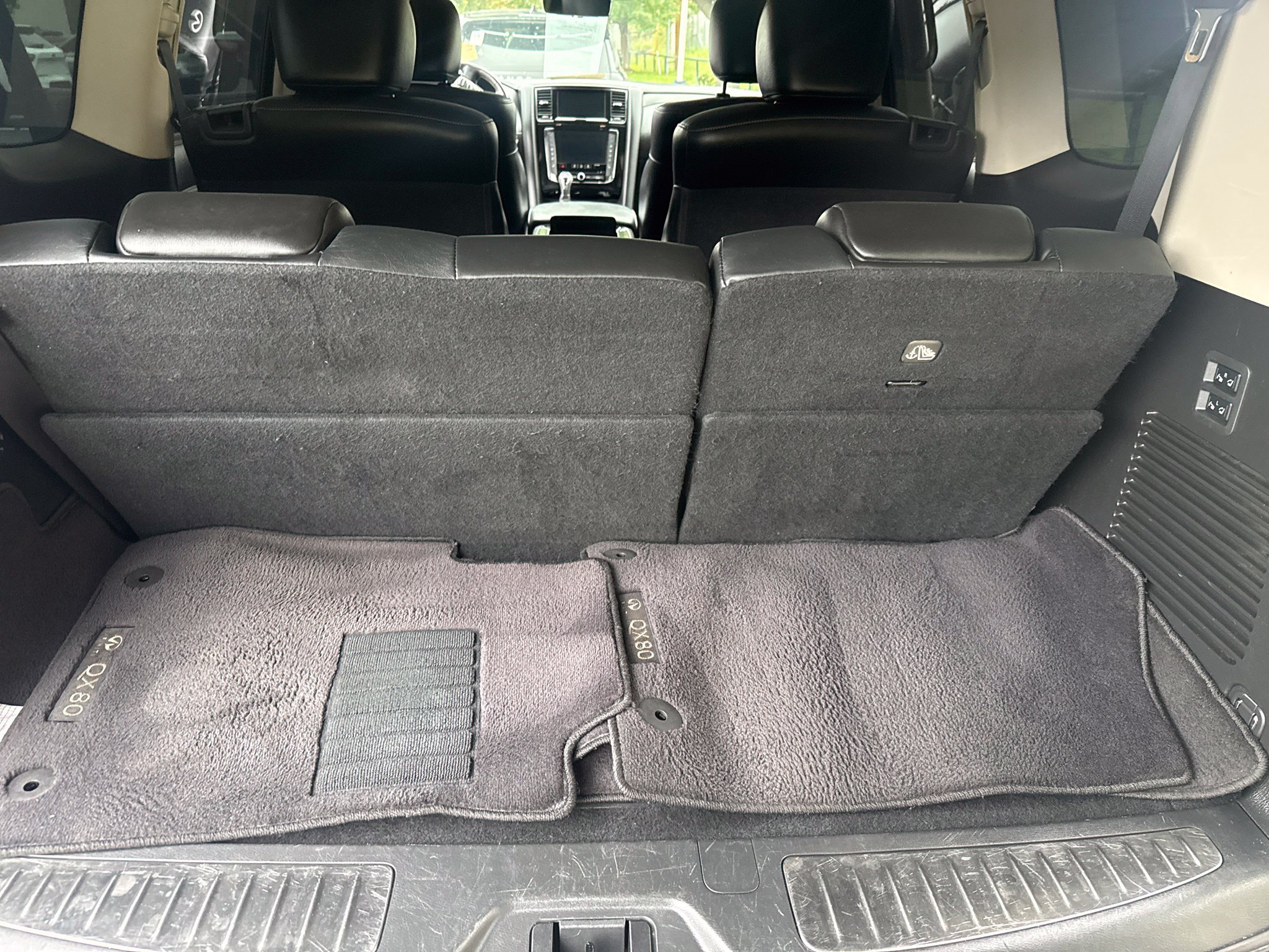 Used 2021 INFINITI QX80 Luxe AWD/4WD image 18