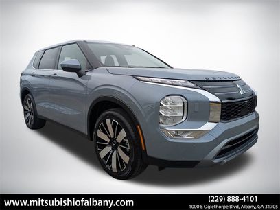 New 2025 Mitsubishi Outlander SE