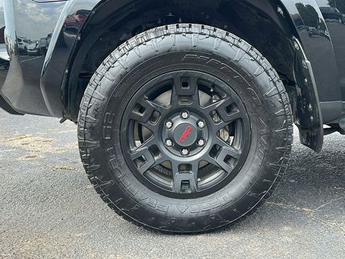 Used 2019 Toyota 4Runner SR5 image 14