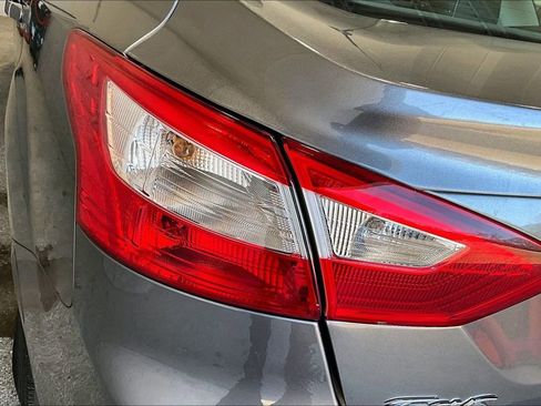 Used 2014 Ford Focus SE FWD image 20