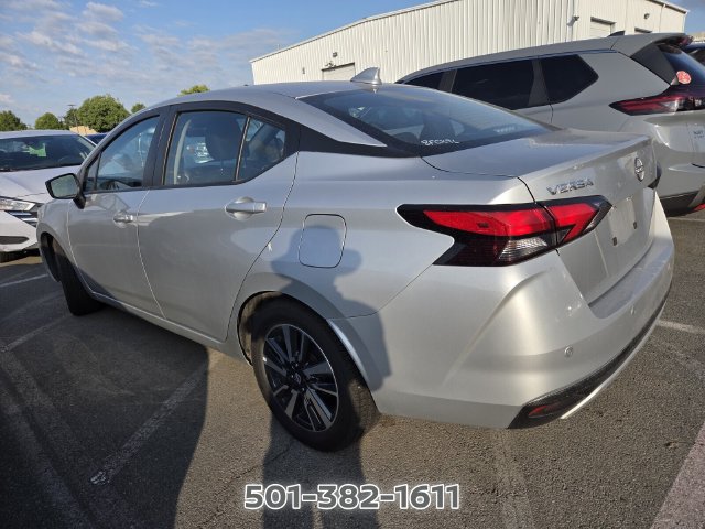 Used 2025 Nissan Versa SV FWD image 2