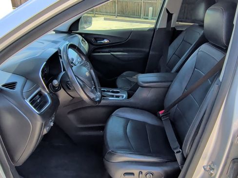 Used 2019 Chevrolet Equinox Premier image 12