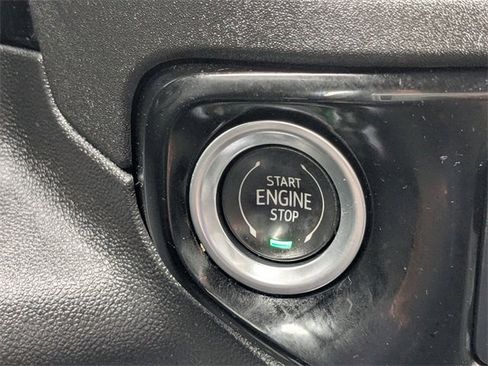 Used 2022 Chevrolet Silverado 1500 LT w/ Safety Package image 27