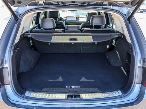 Used 2023 Genesis GV80 2.5T w/ Advanced Package image 11