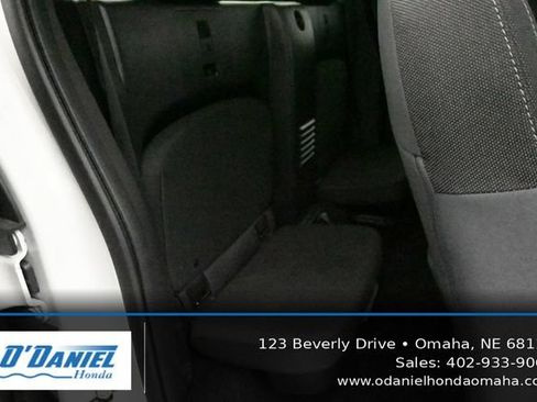 Used 2025 Nissan Frontier SV w/ SV Convenience Package AWD/4WD image 39