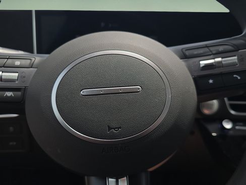 Used 2025 Hyundai Sonata SE FWD image 12