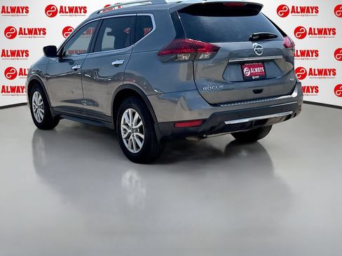 Used 2020 Nissan Rogue SV FWD image 8