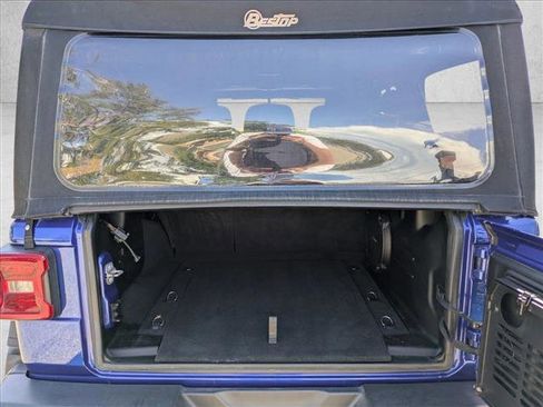 Used 2019 Jeep Wrangler Unlimited Rubicon image 6