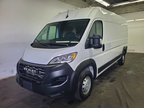 Used 2023 RAM ProMaster 2500 FWD image 1