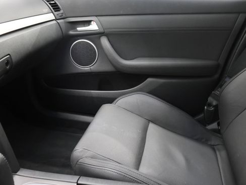 Used 2009 Pontiac G8 GT w/ Premium Package RWD image 13