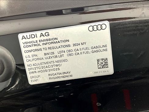 Used 2024 Audi SQ8 Premium Plus image 42