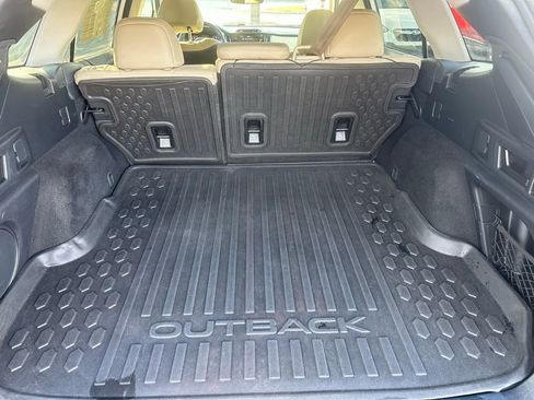 Used 2021 Subaru Outback Limited w/ Popular Package #2 image 7