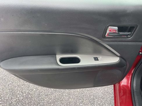 Used 2010 Ford Fusion SEL FWD image 15
