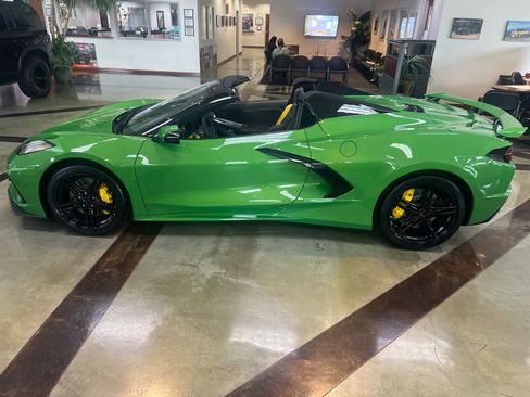 New 2026 Chevrolet Corvette Stingray Convertible w/ Z51 Performance Package RWD image 7