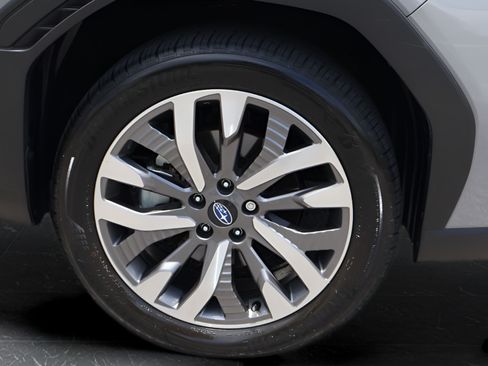 Certified 2025 Subaru Forester Touring AWD/4WD image 21
