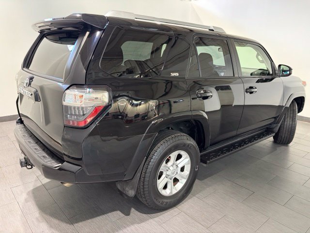 Used 2018 Toyota 4Runner SR5 RWD image 5