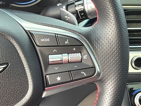 Used 2024 Genesis G70 3.3T Advanced image 25