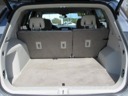 Used 2018 GMC Terrain Denali w/ Advanced Safety Package image 31