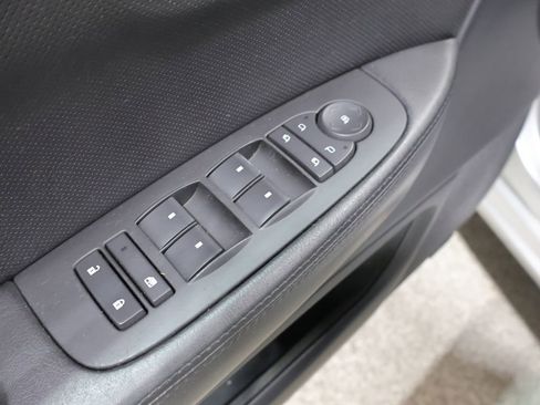 Used 2008 Cadillac DTS FWD image 14