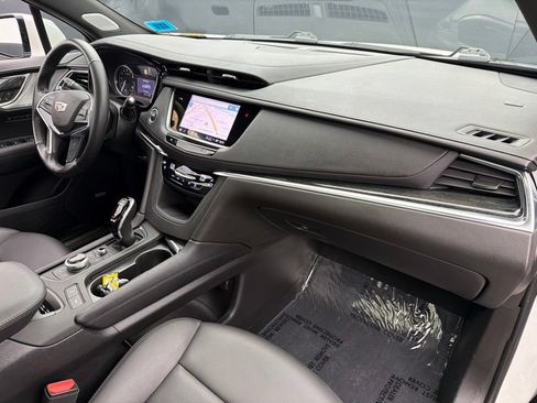 Used 2022 Cadillac XT5 Premium Luxury AWD/4WD image 27