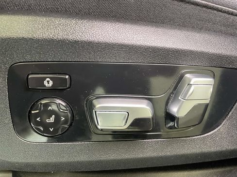 Used 2022 BMW X5 xDrive45e w/ Luxury Seating Package AWD/4WD image 17