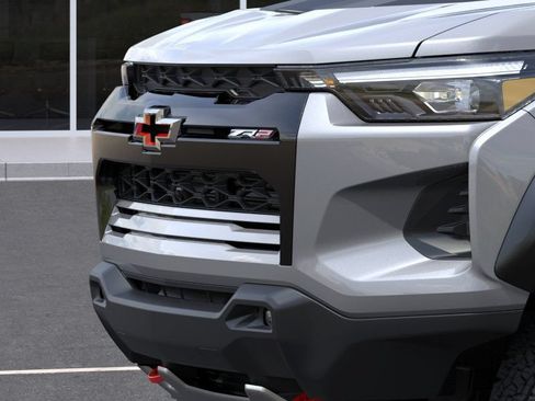 New 2026 Chevrolet Colorado ZR2 w/ Technology Package AWD/4WD image 13