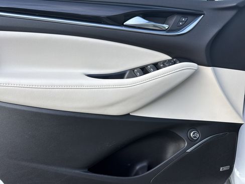 Used 2022 Buick Enclave Essence w/ Experience Buick Package image 14