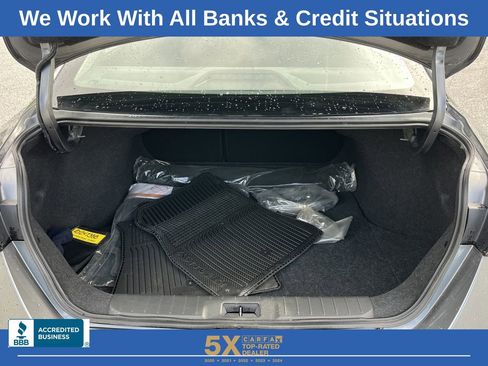 Used 2024 Nissan Sentra SV image 25