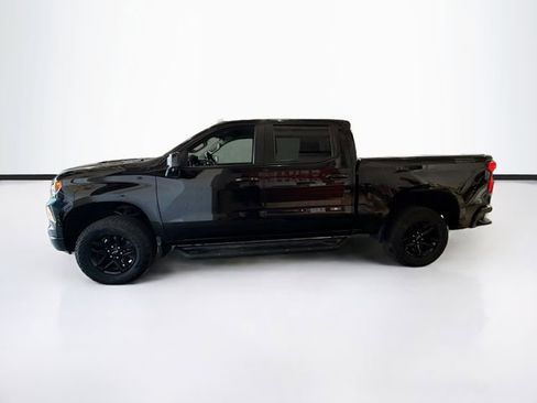 Used 2022 Chevrolet Silverado 1500 LT Trail Boss w/ LT Trail Boss Premium Package AWD/4WD image 9