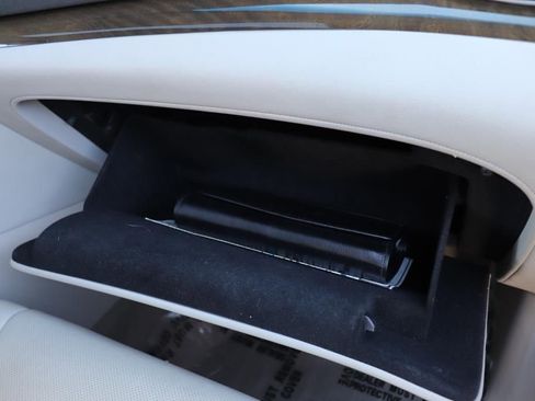 Used 2019 Cadillac Escalade ESV Premium Luxury image 56